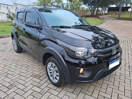 FIAT MOBI 1.0 EVO FLEX LIKE. MANUAL FIAT MOBI 1.0 EVO FLEX LIKE. MANUAL